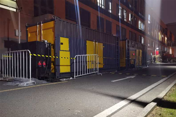 兩臺1000kw并網活動保電